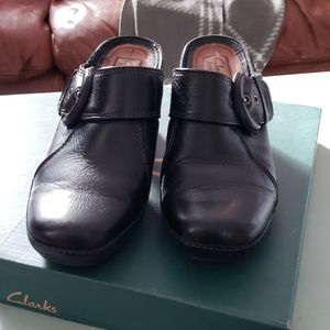 Clarks Artisan Mules size 6.5